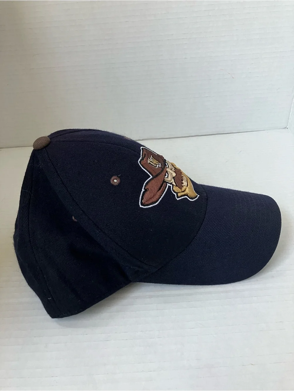 Zephyr University of Wyoming Cowboys Black Hat Cap UW 7 1/8 Embroidered Pete